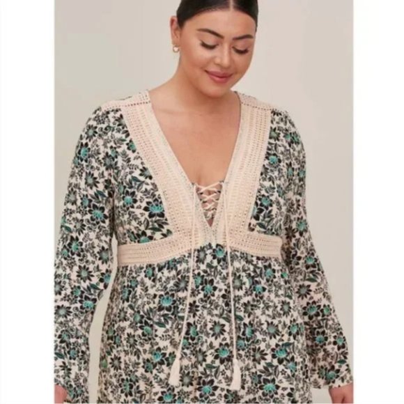 Torrid 0 Boho Romantic Fully Lined Floral Dress - Picture 3 of 10